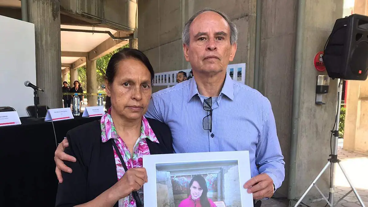 Setenta puñaladas recibió Minerva Calderón que le arrebataron la vida hace seis años, su asesino está plenamente identificado, sin embargo, no se ha dado con su paradero